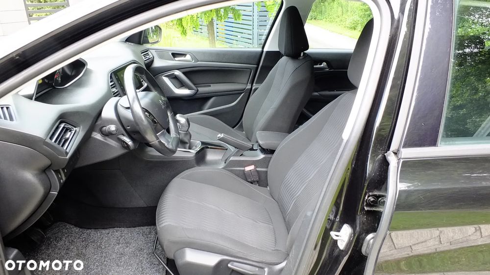 Peugeot 308 1.6 HDi Active - 14