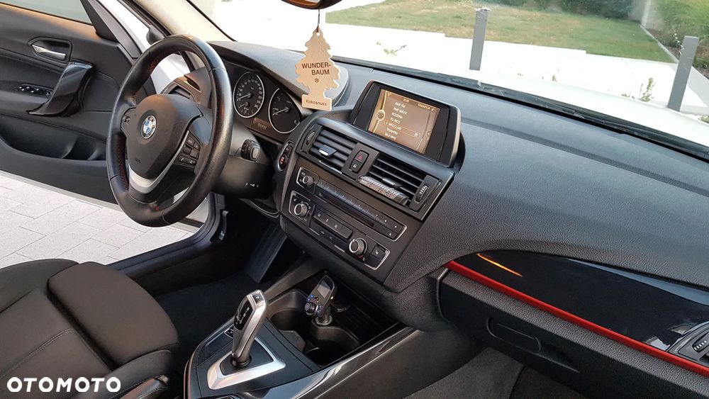 BMW Seria 1 - 32
