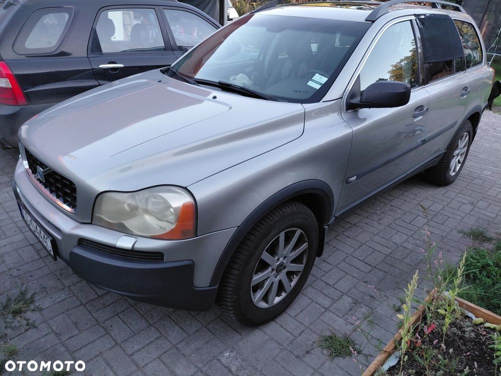 Volvo XC 90 - 1
