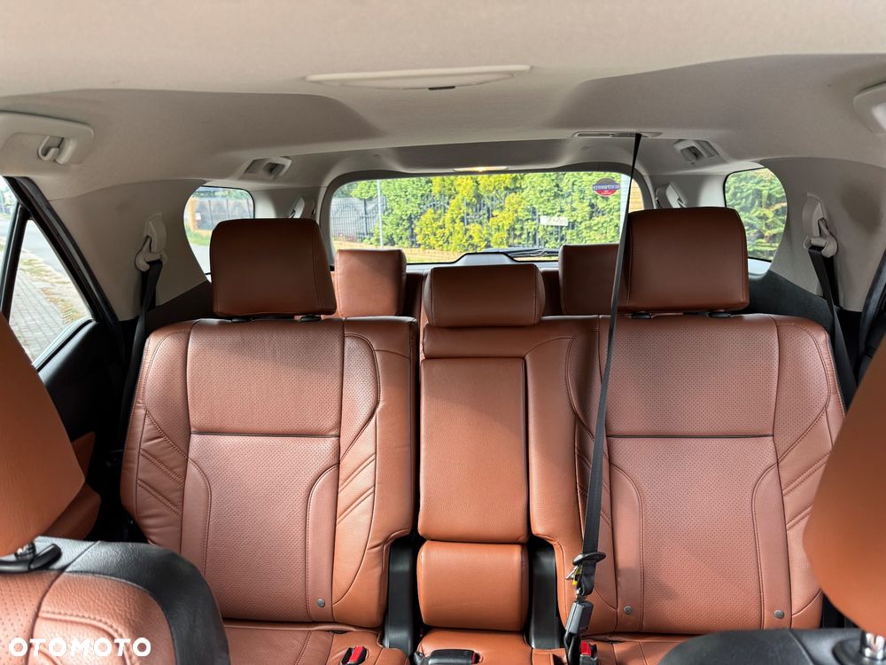 Toyota Fortuner - 31