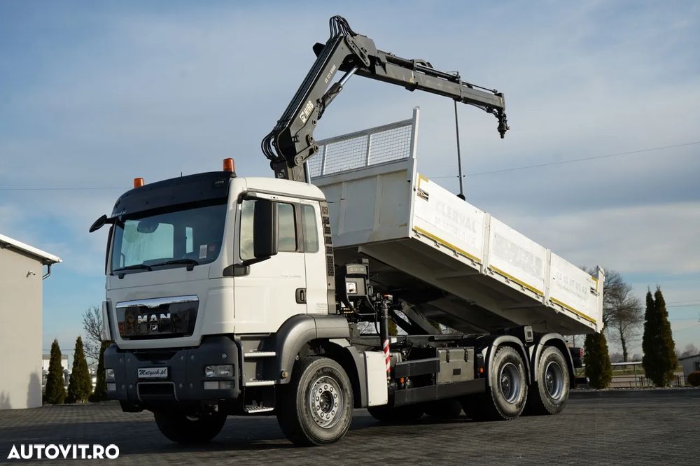 MAN TGS 33.360 / 6x4 / BASCULĂ SPATE 5.8 M + HIAB XS 122 HGV / RADIOCOMANDĂ / HGV ÎN SPATELE CABINEI / EURO 5 / MANUALĂ - 1