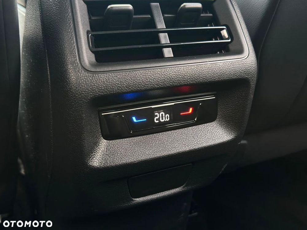 Volkswagen Tiguan 1.5 eTSI Special Edition DSG - 25