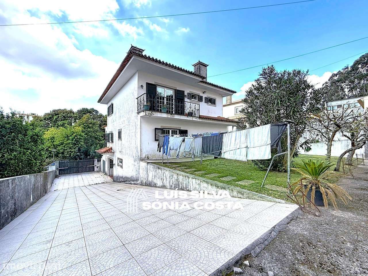 Moradia T3 Independente c/ Jardim, Áreas Generosas, Garagem p/... - Grande imagem: 2/36