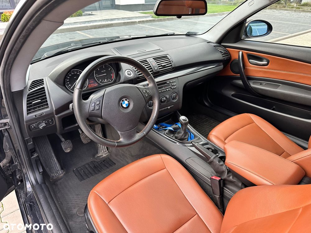 BMW Seria 1 120d - 28