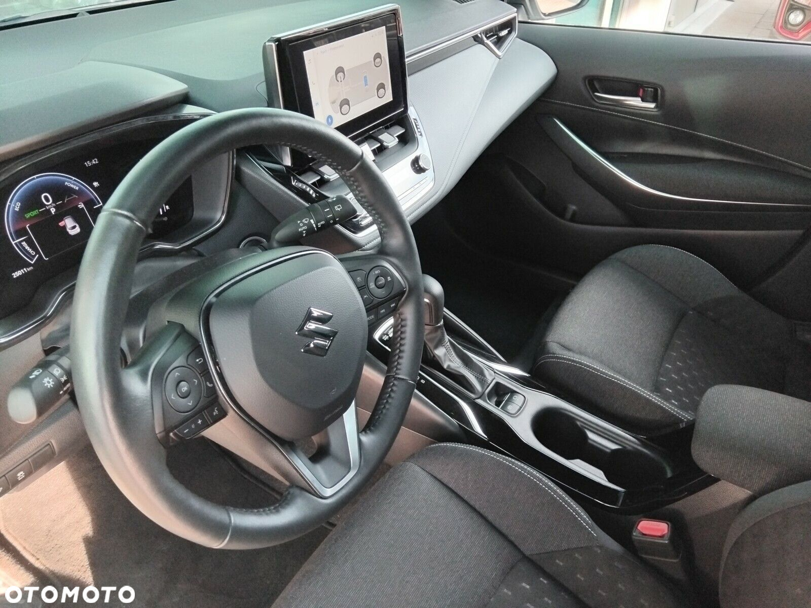Suzuki Swace - 12