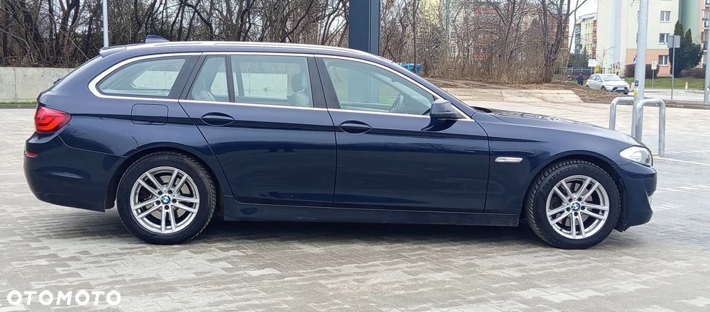 BMW Seria 5 520d - 27