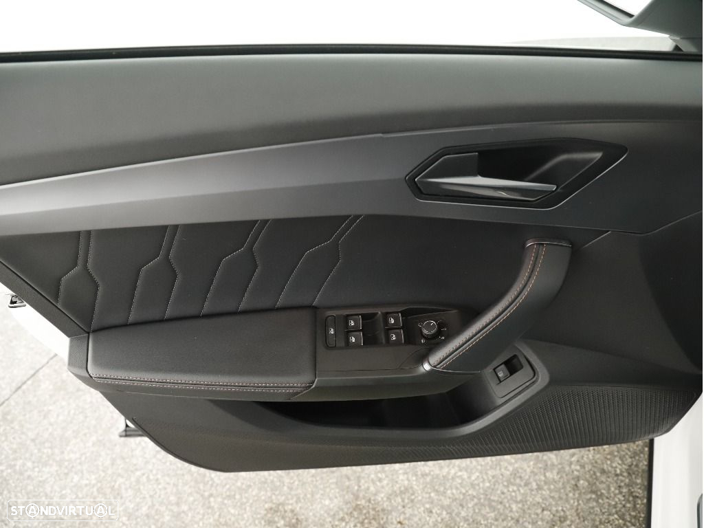 Cupra Formentor 1.4 e-Hybrid DSG - 34