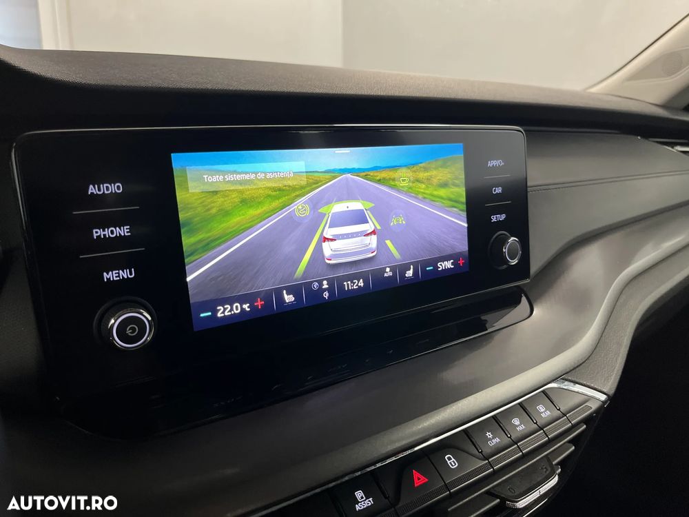 Skoda Octavia 2.0 TDI DSG Ambition - 22