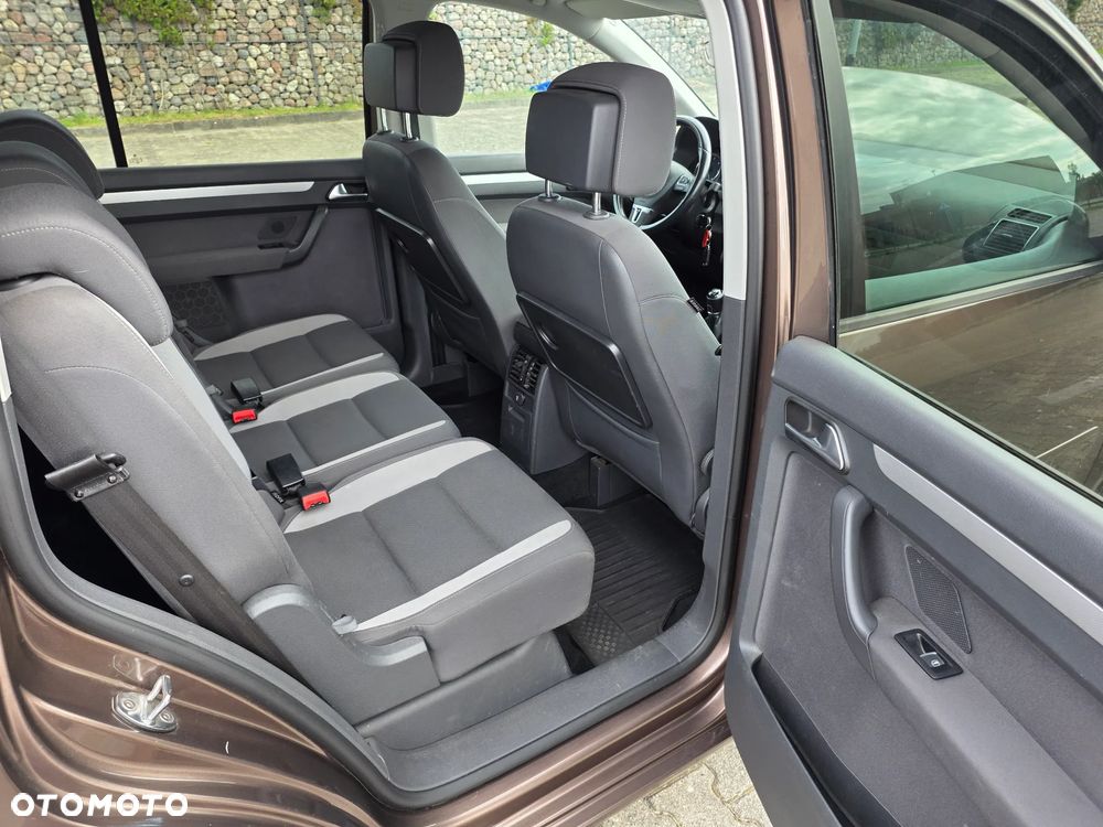 Volkswagen Touran 1.6 TDI DPF Life - 18