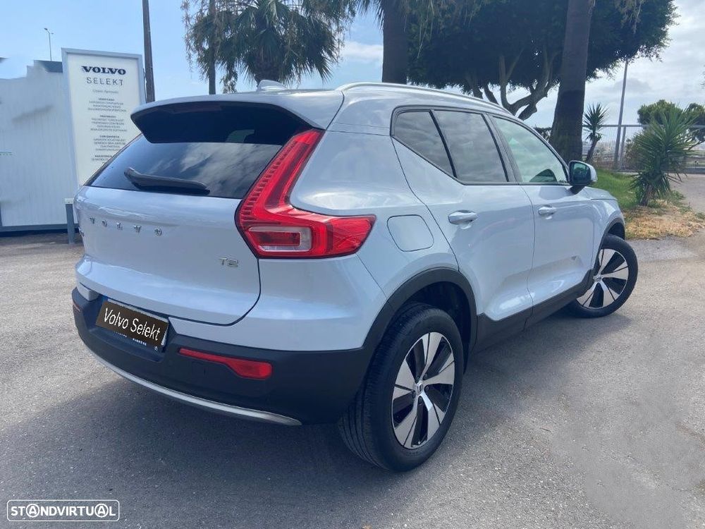 Volvo XC 40 1.5 T2 Momentum Plus - 3