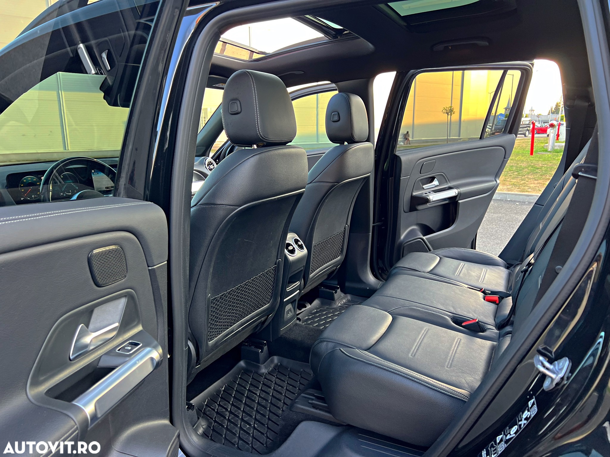 Mercedes-Benz GLB 220 d 4Matic 8G-DCT AMG Line - 21