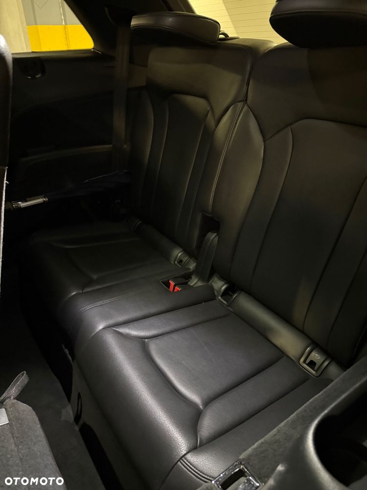 Audi Q7 - 15