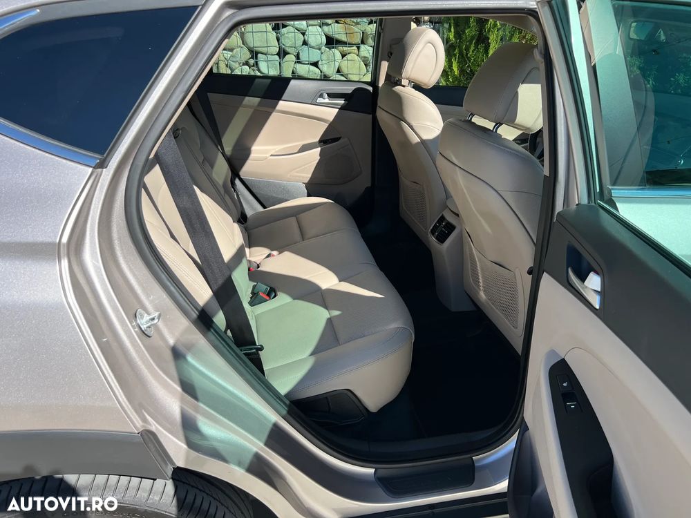 Hyundai Tucson - 10