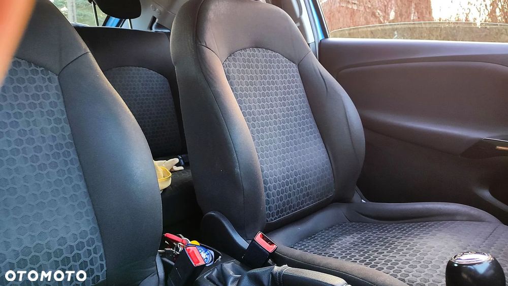 Opel Corsa 1.4 16V Edition - 20