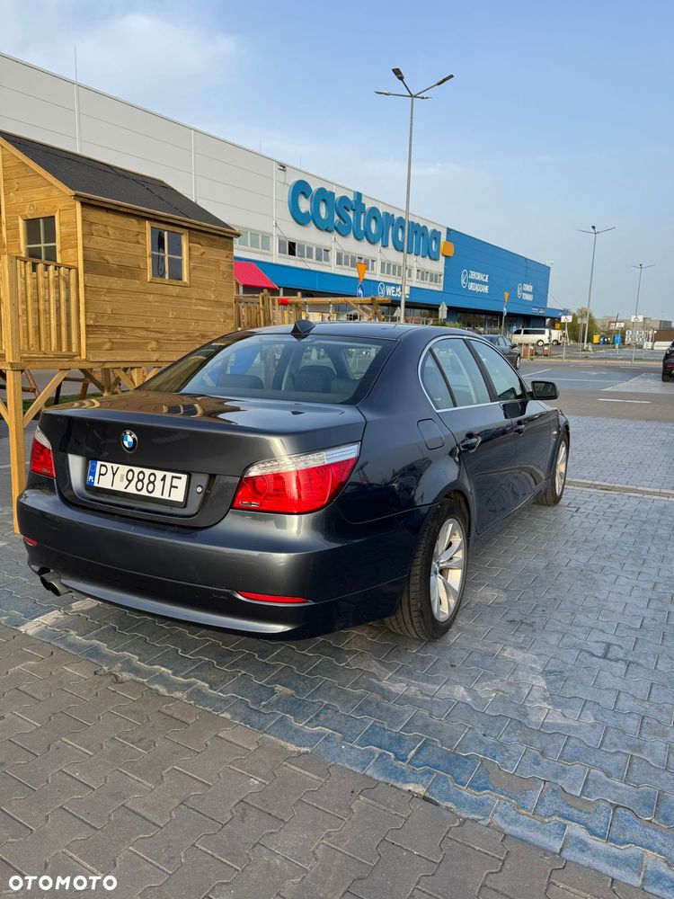 BMW Seria 5 535i xDrive - 13