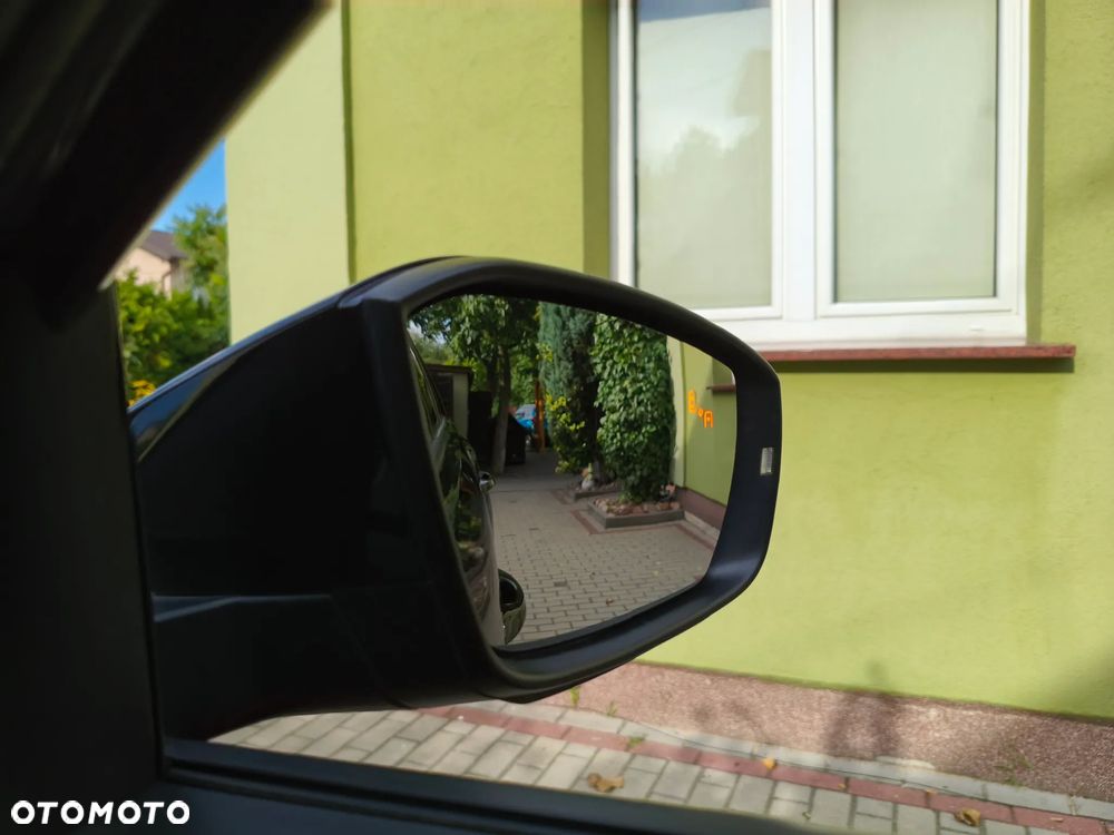 Volkswagen T-Roc 1.5 TSI ACT OPF Sport - 24