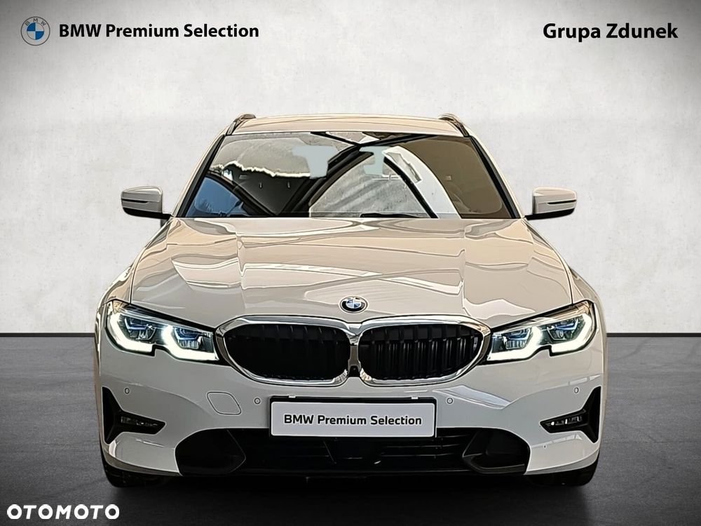 BMW Seria 3 320d xDrive Sport Line sport - 2