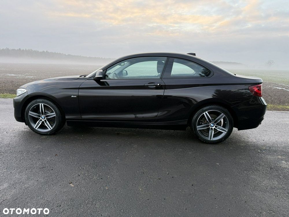 BMW Seria 2 220i Sport Line - 10
