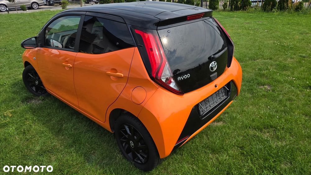 Toyota Aygo 1.0 VVT-i JBL Edition - 4