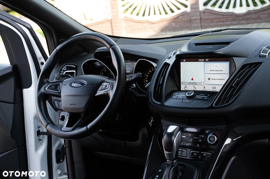 Ford Kuga 1.5 EcoBoost 4x4 ST-Line - 27