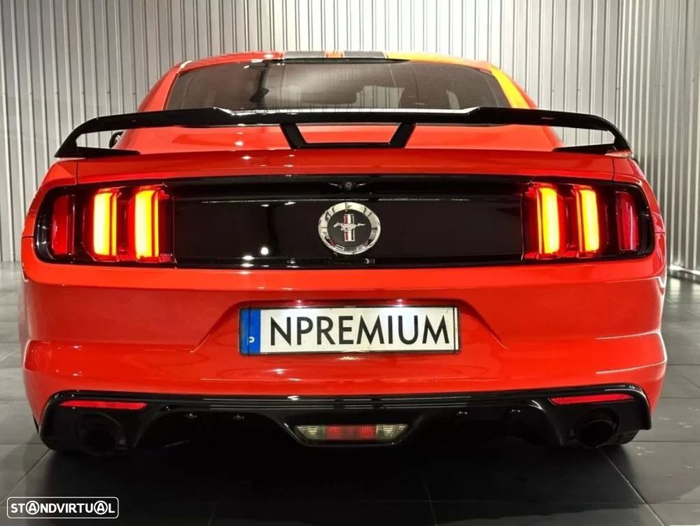 Ford Mustang - 11