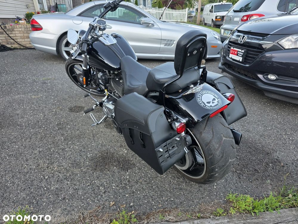 Harley-Davidson FXSB Breakout - 14