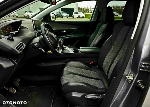 Peugeot 3008 PureTech 130 Stop & Start GPF Allure Business-Paket - 12