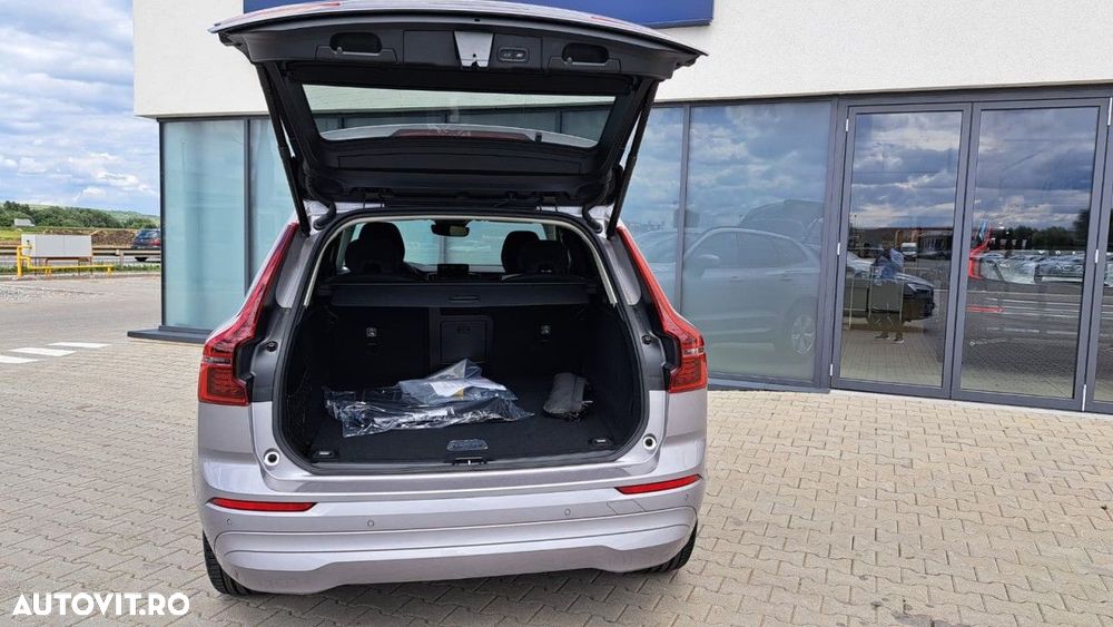 Volvo XC 60 B5 AT AWD MHEV Core - 6