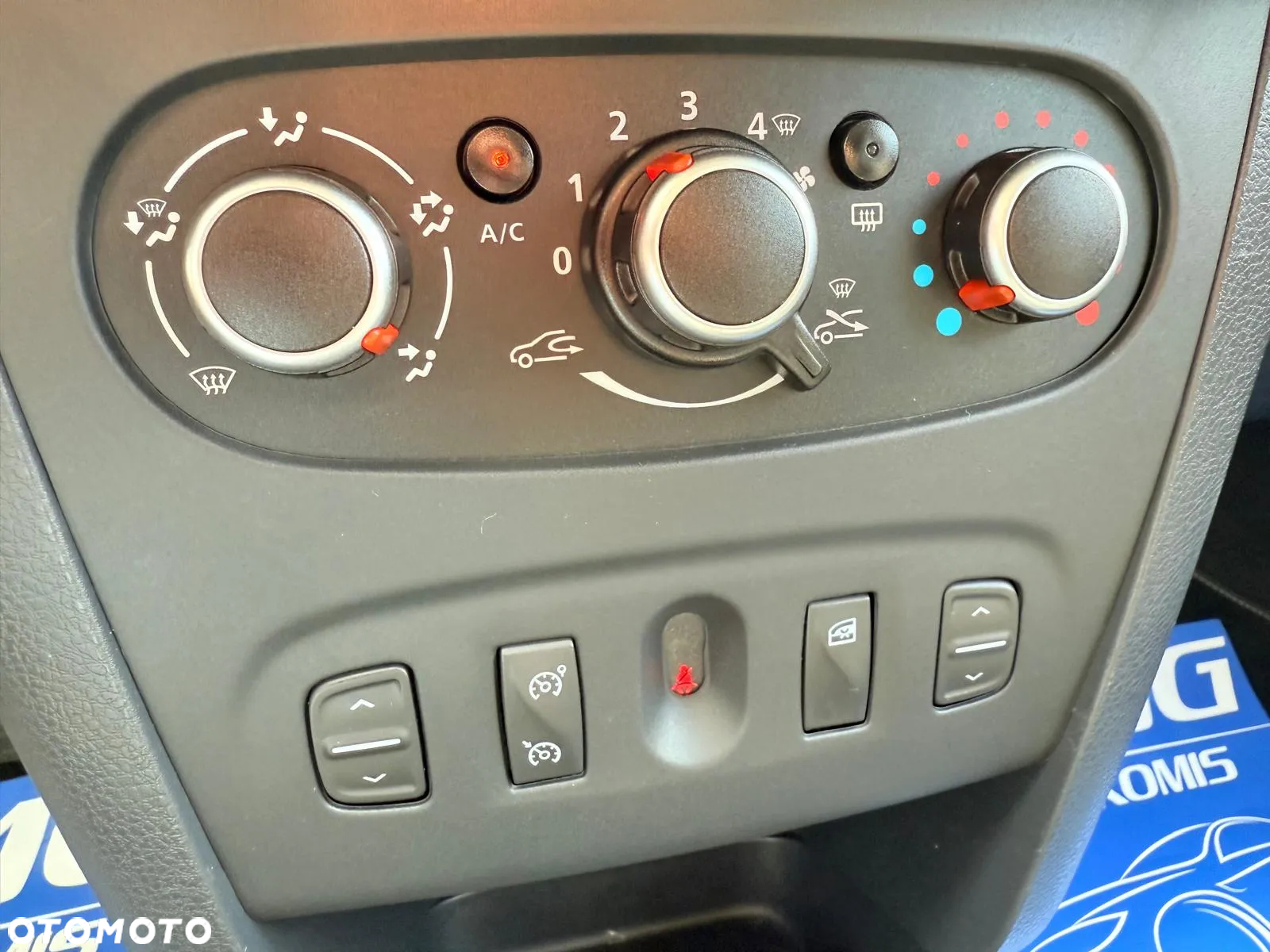 Dacia Sandero Stepway 0.9 TCe Outdoor S&S - 26