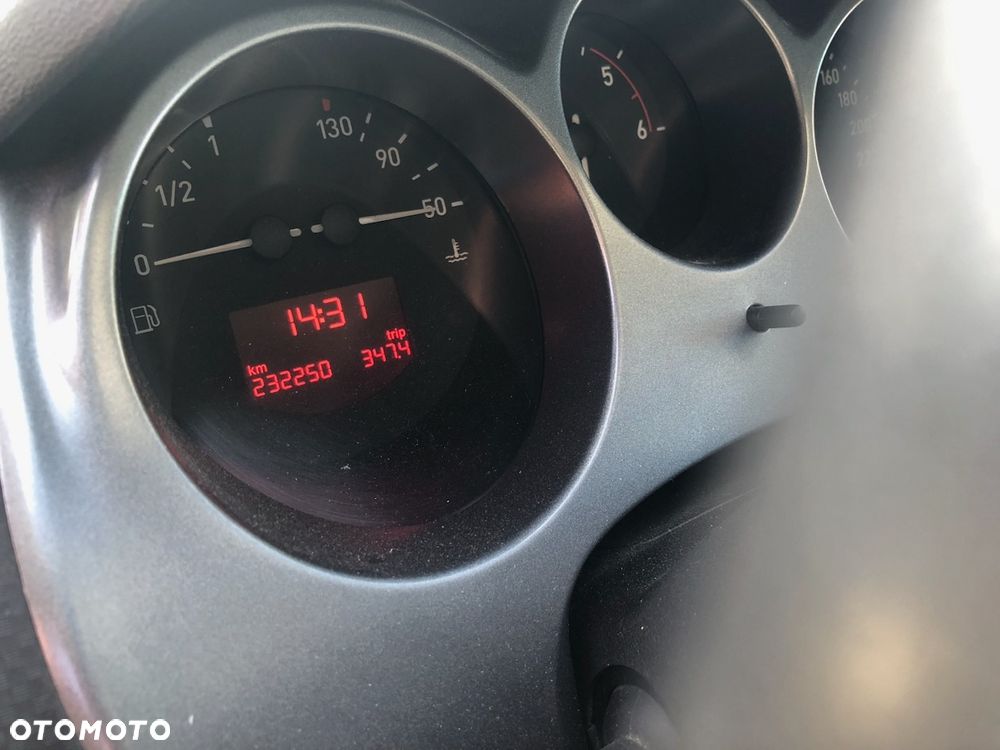 Seat Toledo 2006 photo 5