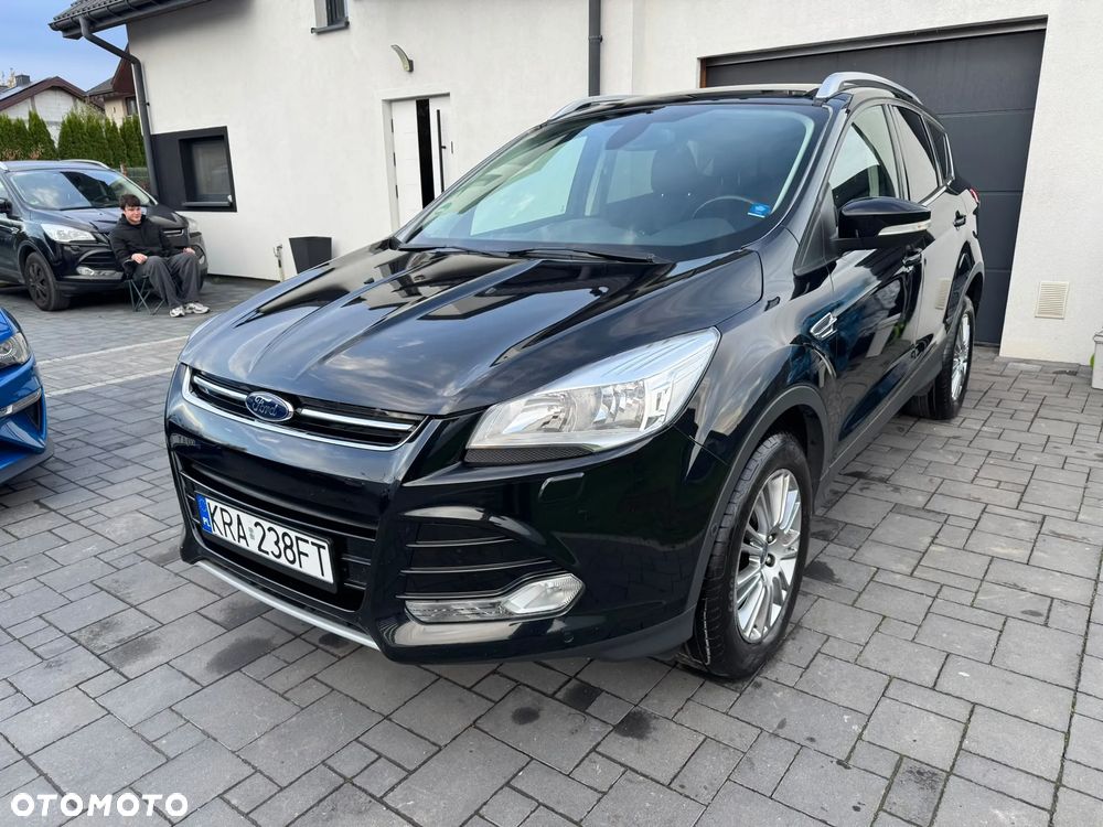 Ford Kuga - 10