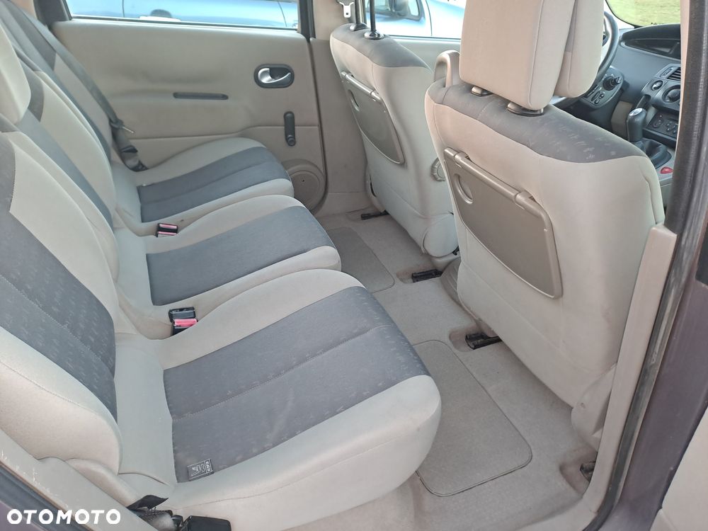 Renault Scenic - 6