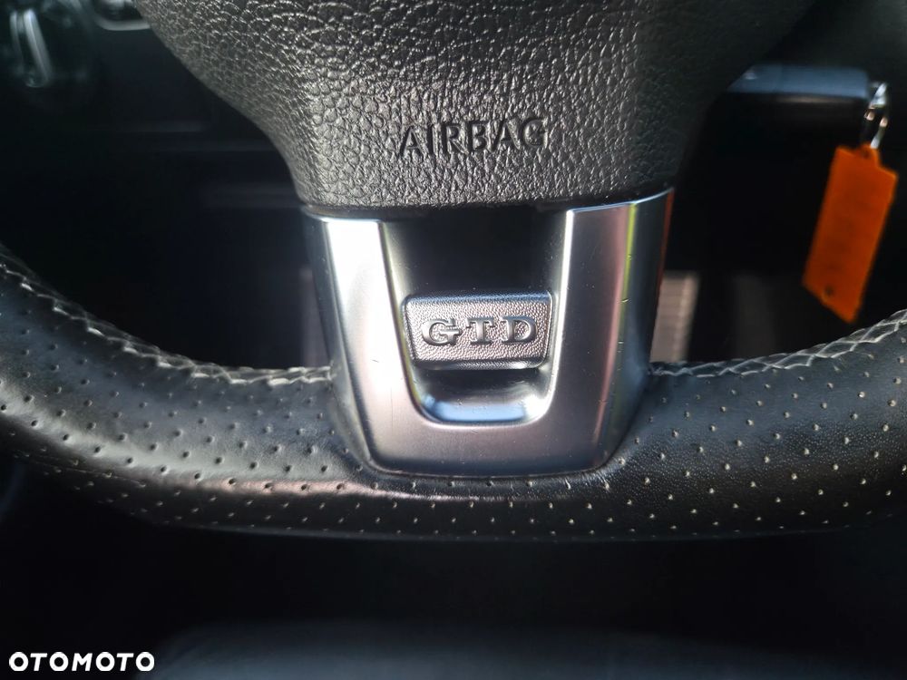 Volkswagen Golf 2.0 TDI GTD DSG - 28