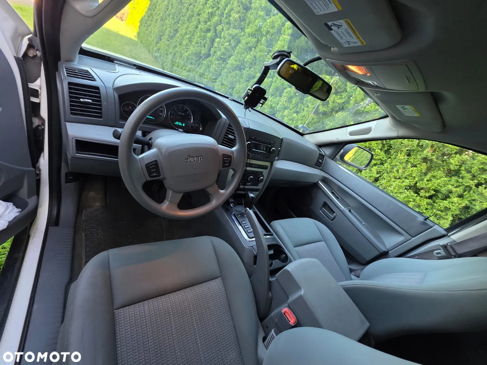 Jeep Grand Cherokee 3.7 4x4 Laredo - 8
