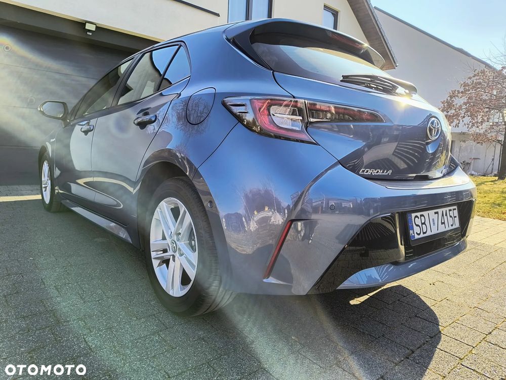 Toyota Corolla 1.8 Hybrid Comfort - 16