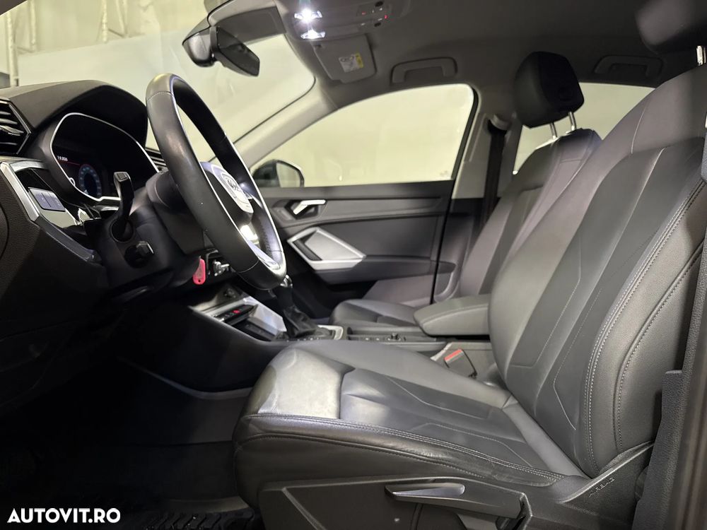 Audi Q3 Sportback - 22