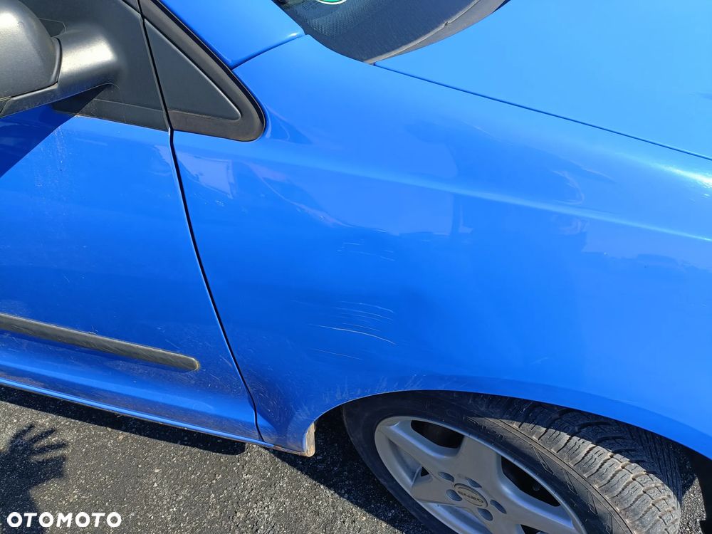 Volkswagen Polo - 4