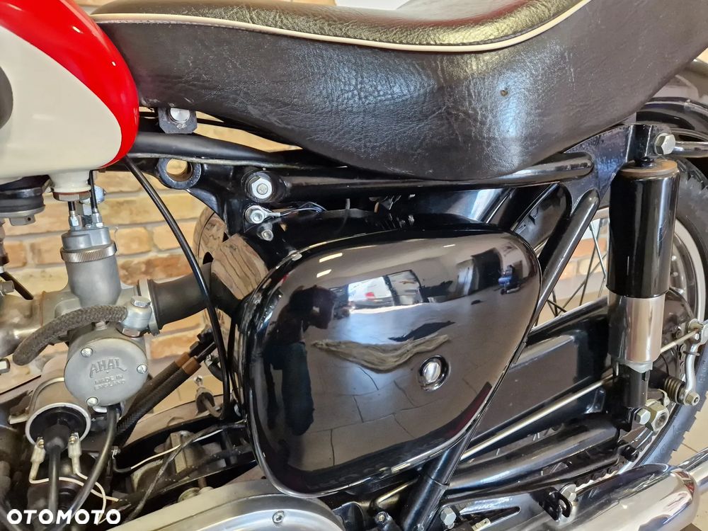Triumph Speed Twin - 22