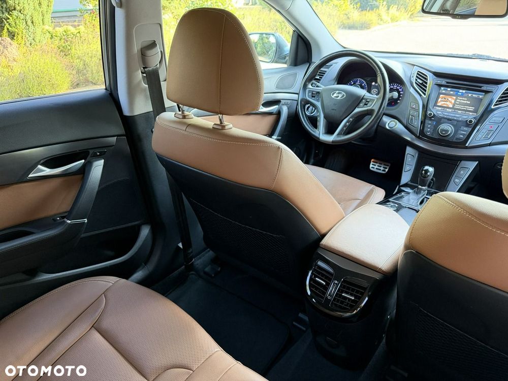 Hyundai i40 Kombi blue 1.7 CRDi DCT Premium - 15