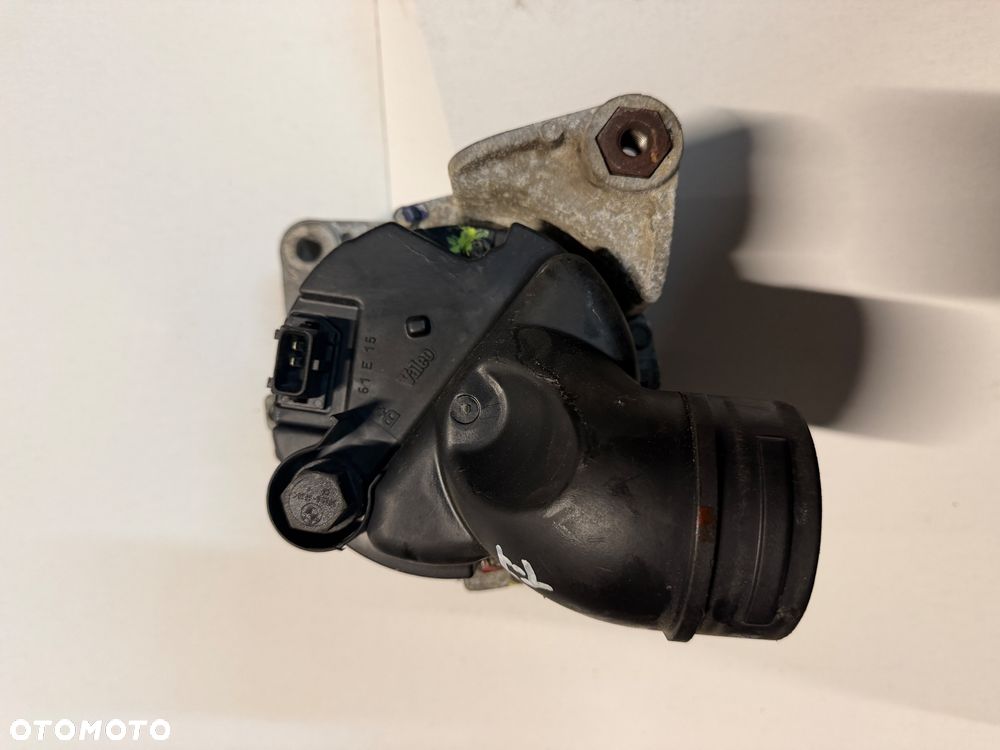 Alternator M52Tu m54 90A Bmw Valeo 2.0 2.2 2.5 2.8 3.0 benzyna - 3