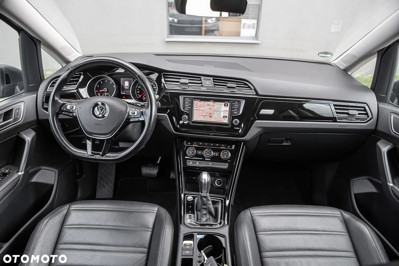 Volkswagen Touran 1.8 TSI BMT Highline DSG - 27