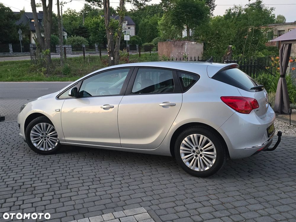 Opel Astra 1.4 Turbo Cosmo - 16