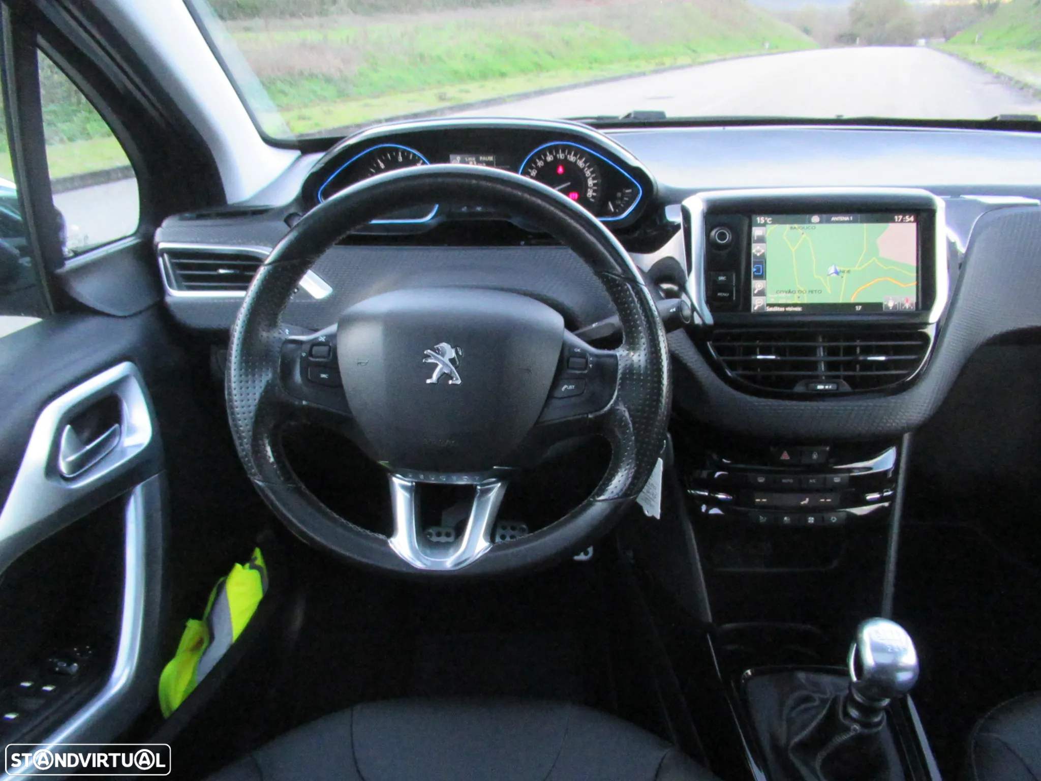 Peugeot 2008 1.6 BlueHDi Crossway - 19