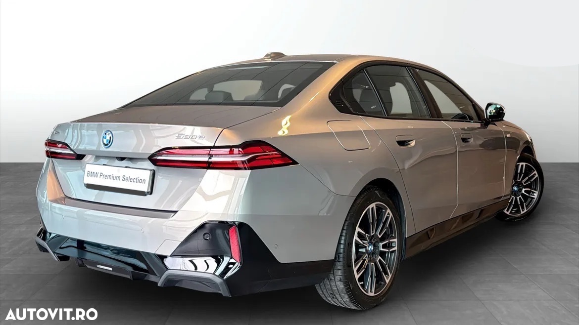 BMW Seria 5 530e xDrive AT PHEV - 5