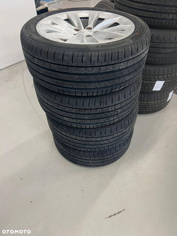 Tesla Model S 90D Allradantrieb - 12
