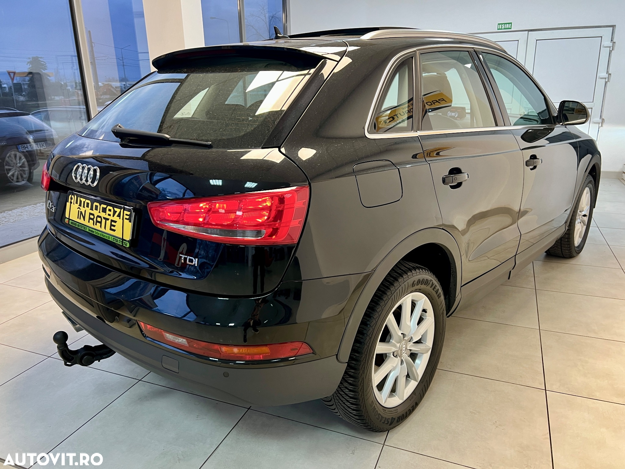 Audi Q3 2.0 TDI S tronic - 4