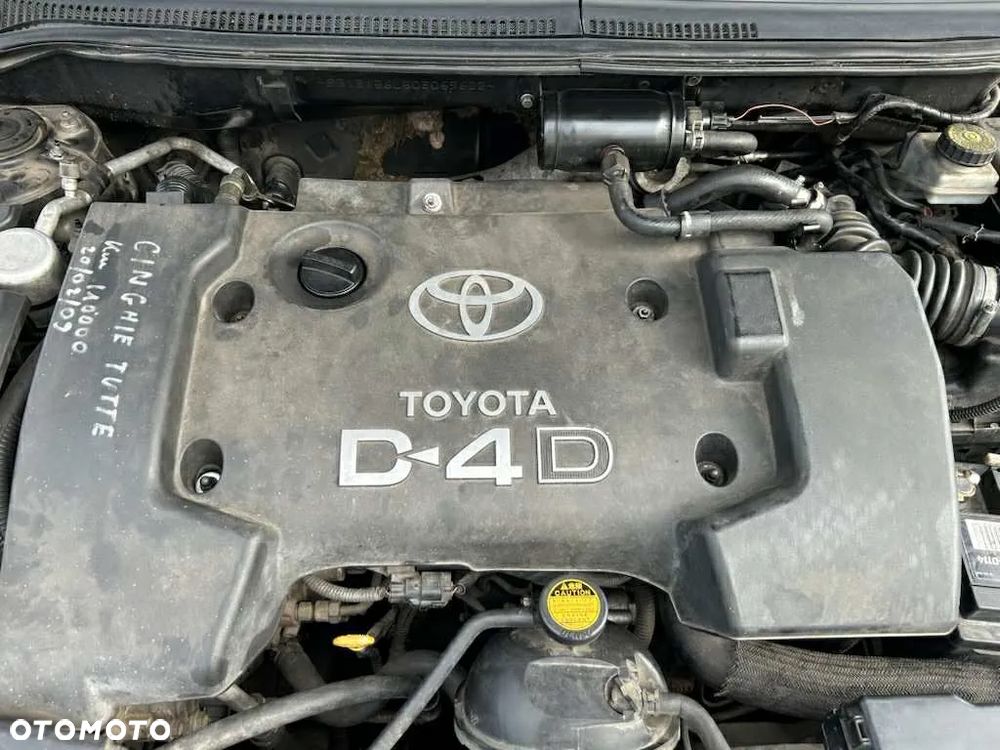 Toyota Avensis 2.0 D-4D High - 4