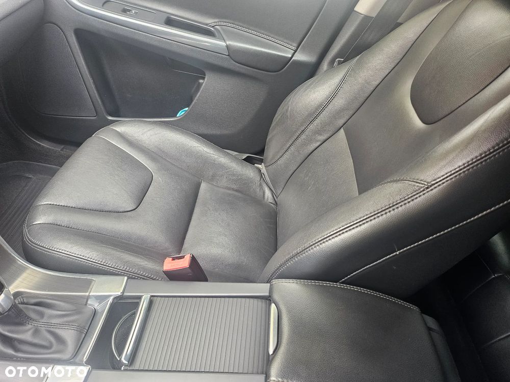 Volvo XC 60 D4 AWD Summum - 15