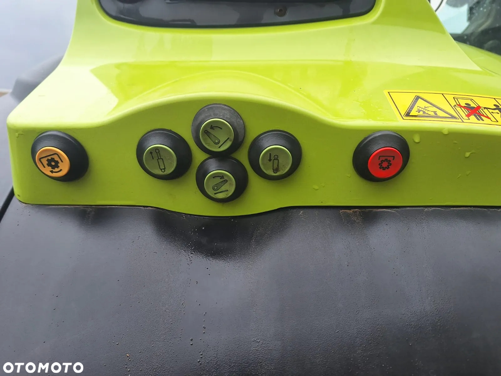 Claas ARION 620 CEBIS Hexashift - 15