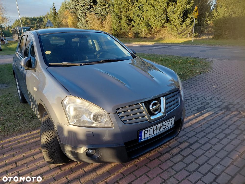 Nissan Qashqai 2.0 dCi 4 x 4 DPF tekna - 2